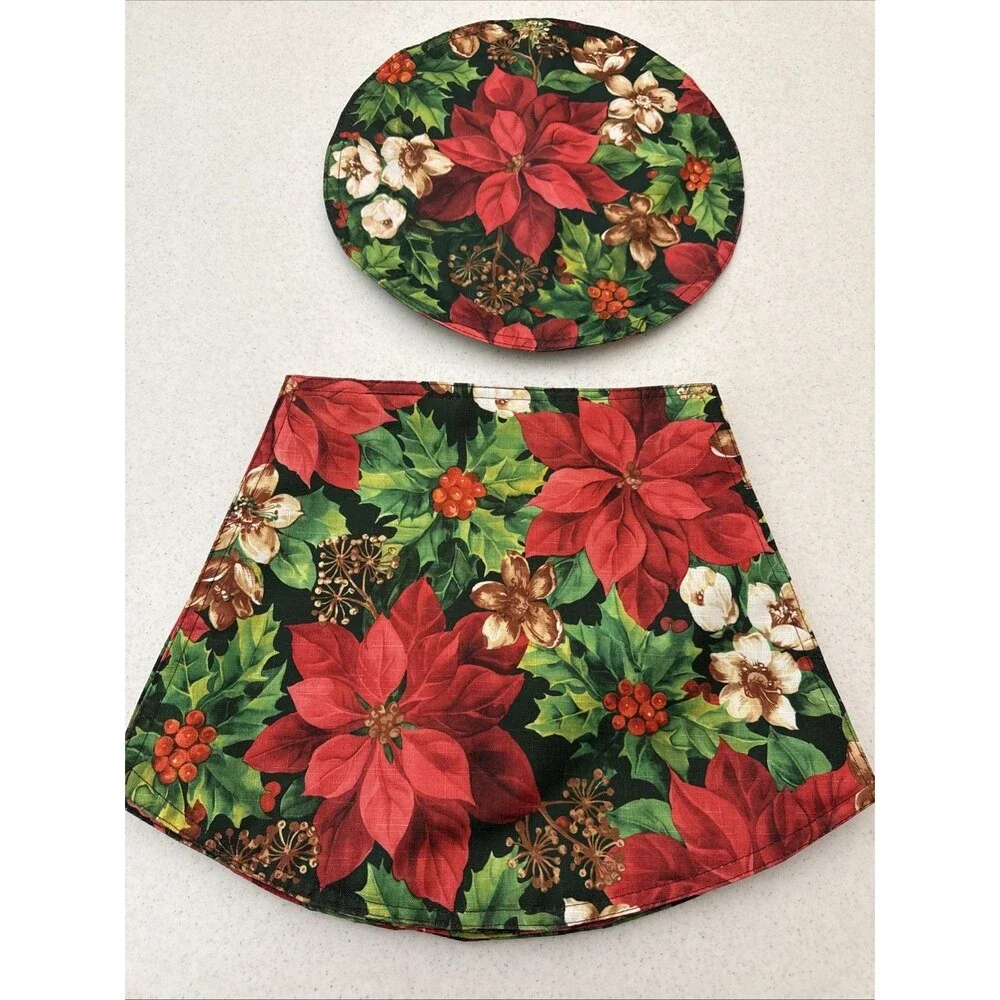 Vintage 6 Piece Handmade Cloth Christmas Poinsettia Print Placemat Set & Center